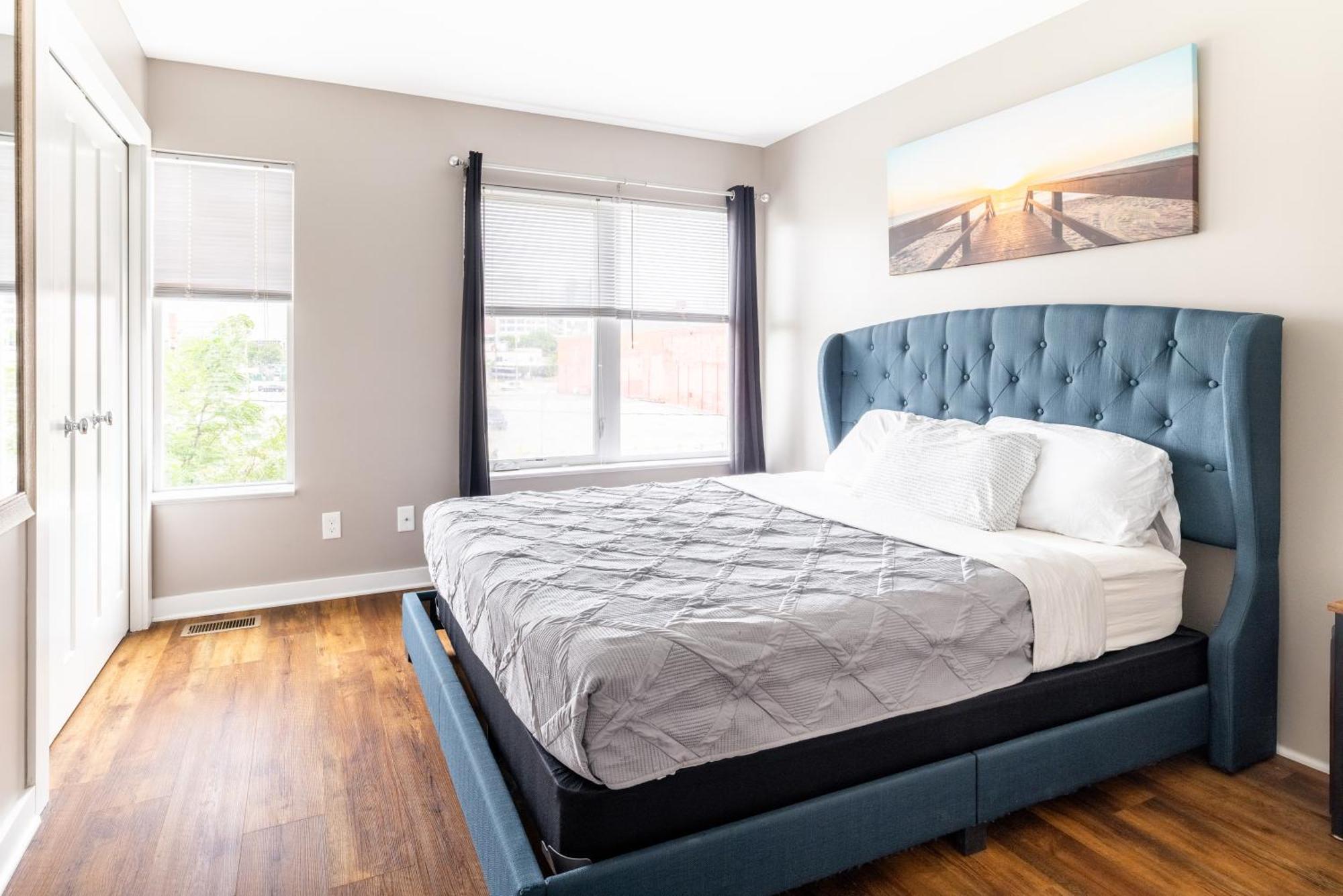 Villa Luxury Downtown Townhome Unit 15 Cleveland